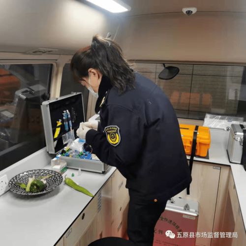 五原县市场监督管理局 筑牢“两会”期间餐饮服务食品安全防线